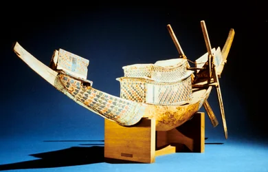 Modèle de bateau, Égyptien ancien, 18ème dynastie, vers 1325 av. J.-C.