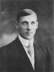 M. Calveley Bewicke, 1911