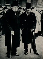 M. Chamberlain et M. Churchill, 23 février 1940, 1945