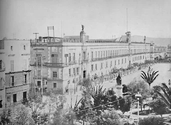 Palais national, Mexico, vers 1897