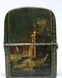 Nécessaire avec flacons de parfum, début des années 1800