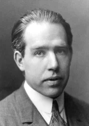Niels Bohr, physicien danois, vers 1922