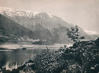 Sur le fjord de Hardanger, 1914