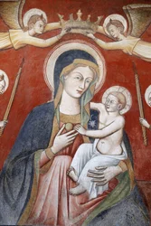 Peinture dans la basilique de Santa Caterina, Galatina, Apulia : Anges couronnant Marie tenant Jésus, Galatina, Italie