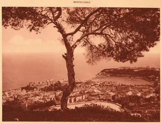 Panorama de Monte-Carlo pris de la route de la Turbie, 1930