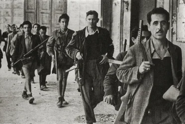 Partisans à Cesena, Émilie-Romagne, Italie, octobre 1944 (photo n/b)