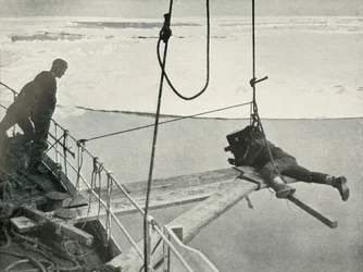 Ponting Cinématographes La proue du Terra Nova, vers 1910-1913, 1913