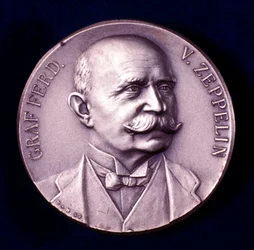 Portrait du comte Ferdinand von Zeppelin