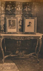 Portraits du roi et de la reine de Belgique à l