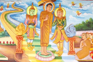 Monastère Preah Prom RathVie du BouddhaBouddha rendant visite au ciel et rencontrant les dieux Indra et Brahma, Siem Reap, Cambodge