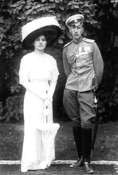 Princesse Hélène de Serbie avec son mari le prince Jean Constantinovich de Russie, vers 1915