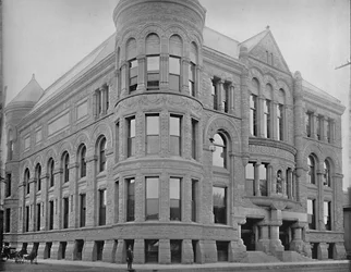 Bâtiment de la bibliothèque publique, Minneapolis, Minnesota, vers 1897