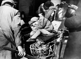 Réfugiés avec leurs bagages à la Gare de l