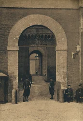 Rome - Entrée du Palais du Vatican, 1910