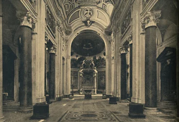 Rome - Intérieur de la basilique de la Sainte-Croix de Jérusalem, 1910