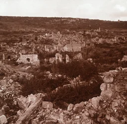 Ruines, Anizy-le-Château, nord de la France, vers 1914-1918