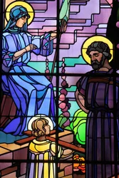 Église Saint-Joseph de Chedde. Vitrail de la Sainte Famille par Raphaël Lardeur, Chedde, France