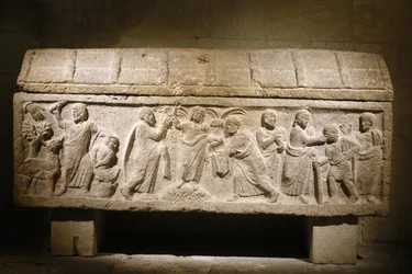 Abbaye Saint-Victor, Marseille. Sarcophage contenant les reliques d