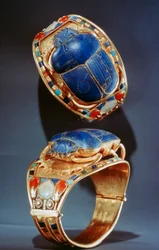 Bracelet scarabée de la tombe de Toutankhamon, 14ème siècle av. J.-C.