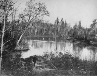 Scène sur la rivière Peshtigo, Wisconsin, vers 1897