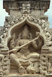Sculpture de la déesse hindoue Sarasvati, Belur, Inde