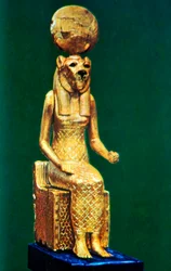 Statuette assise de la déesse égyptienne antique Sekhmet