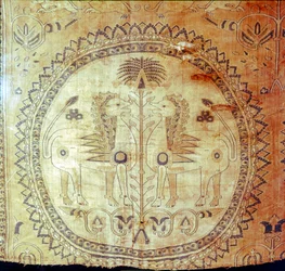 Tissu de soie avec lions et palmiers, région de Buk Kham, Asie centrale, 8e-9e siècle
