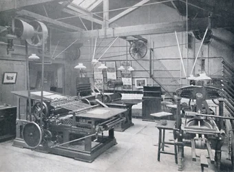 École de la Fondation St. Bride. Salle des machines typographiques, 1917