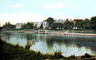 Staines, Surrey, 20ème siècle