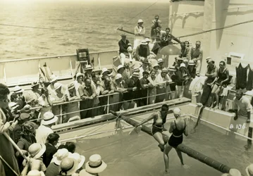 Piscine à bord du RML Atlantis, vers 1929-1939