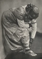 Tamulin avec parure de tête et de pieds, 1926
