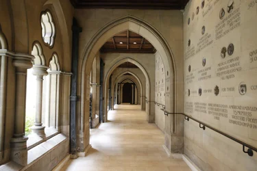 La cathédrale américaine de la Sainte-Trinité, Paris. Cloître, 20150920, Paris, France