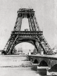 La Tour Eiffel en construction, Paris, vers 1888