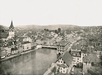 La Grosse Stadt et la Kleine Stadt divisées par la rivière Limmat, Zurich, Suisse