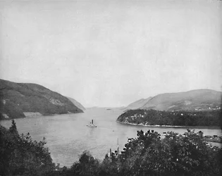 Le fleuve Hudson à West Point, vers 1897