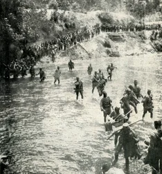 Les fusiliers africains du roi traversant la rivière Ruwu, Afrique orientale allemande