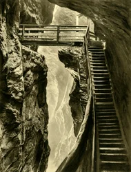 Les gorges du Liechtenstein, Autriche, vers 1935