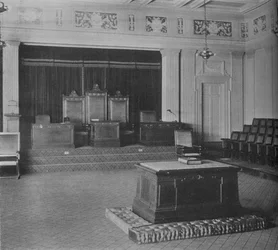 La salle de la loge, montrant une frise décorative, temple maçonnique, Birmingham, Alabama, 1924