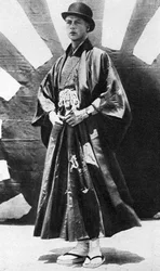 Le prince de Galles en costume japonais, Japon, 1922