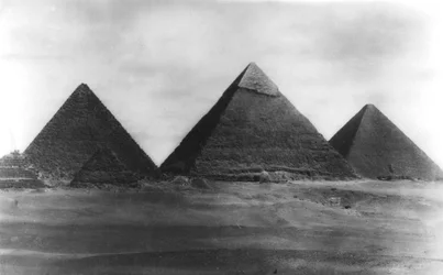 Les Pyramides de Gizeh, Égypte, 1949