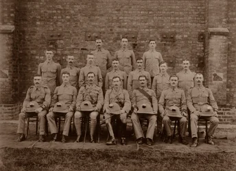 La police régimentaire du 1er Royal Munster Fusiliers, Rangoon, Birmanie, 1913