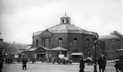 Le Ring, lieu de boxe près de Blackfriars Road, Londres, 1926-1927