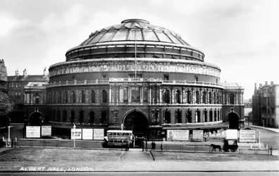 Le Royal Albert Hall, Kensington, Londres, début du 20e siècle