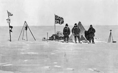 Le camp de Shackleton, Antarctique, jour de Noël, 1908