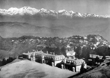 La chaîne de neige et Darjeeling depuis l
