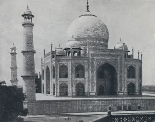 Le Taj Mahal, 1924