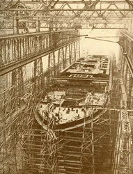Le Paquebot White Star Doric en Construction, vers 1930