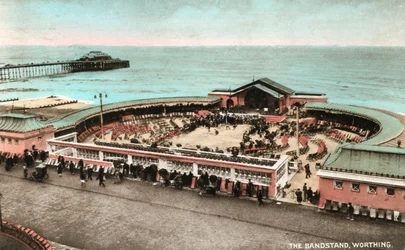 Le kiosque à musique, Worthing, West Sussex, début du 20ème siècle