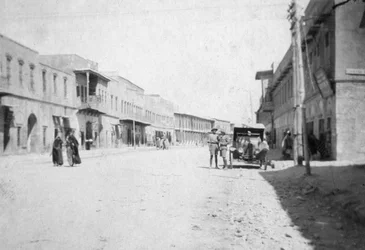 La rue principale de Mossoul, Irak, vers 1910