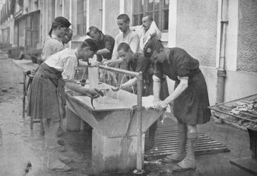 La toilette du matin sur le continent